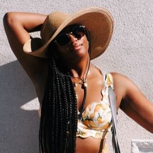 Meet your Posher, Gina